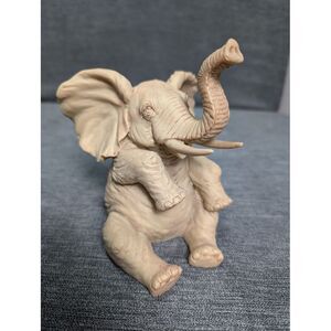 Large Sitting Elephant Realistic Animal Poly Resin Sculpture Figurine‎